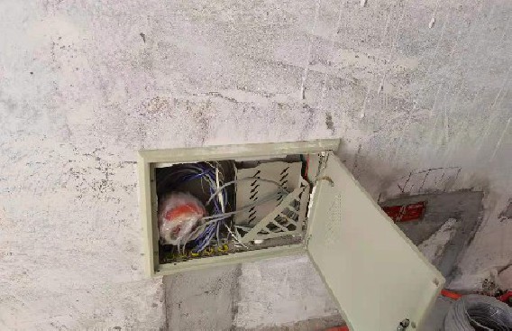 德爱路水电验收合格